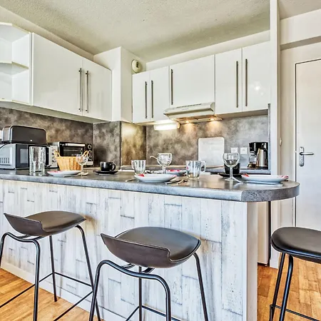 Apartment Les Alizes By Interhome